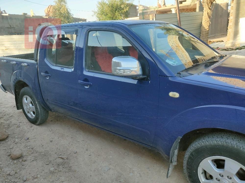 نيسان نافارا